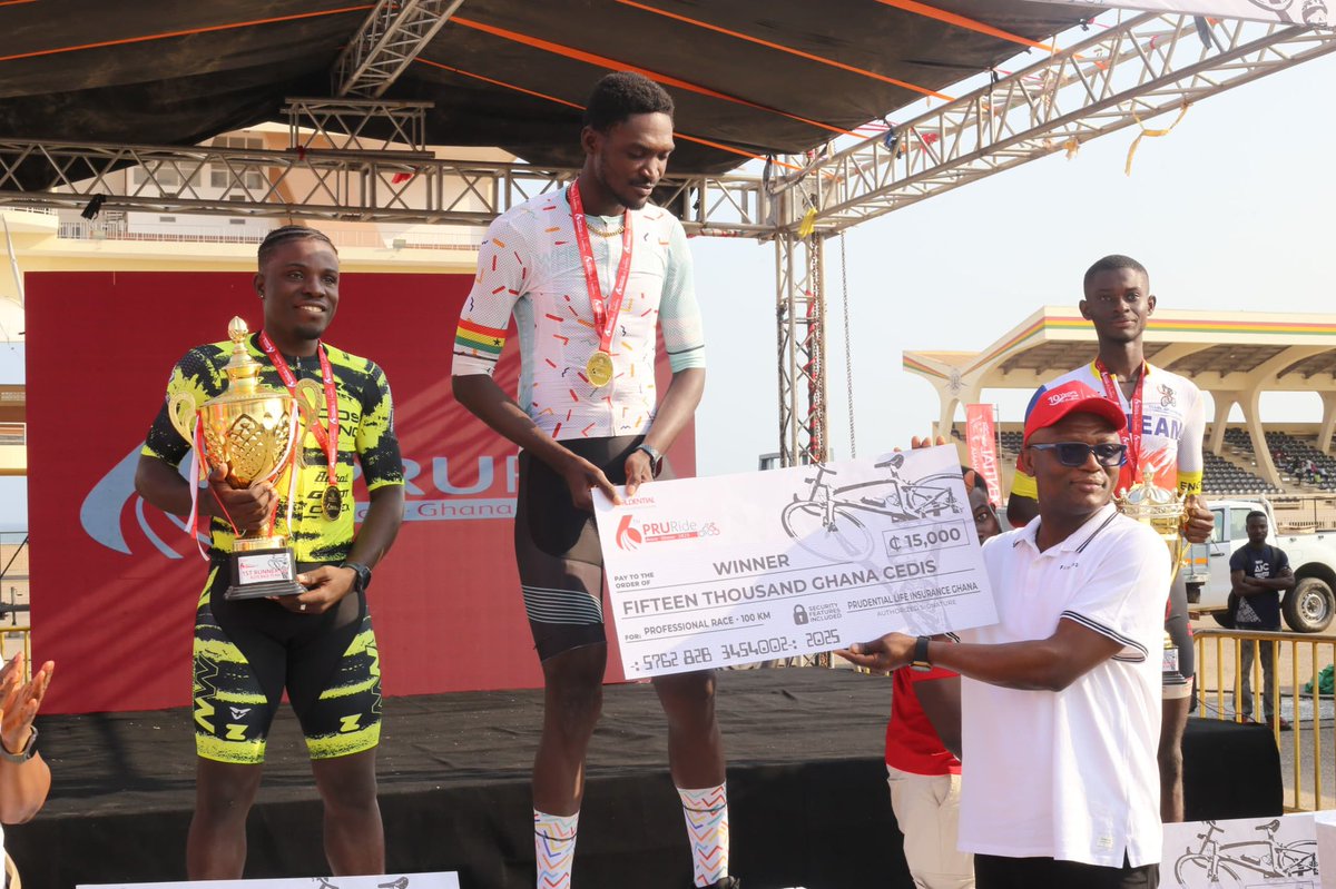 HonKofiAdams's tweet photo. Adams joined cyclists from Ghana, Nigeria &amp; Morocco at the 6th #PRURide in Accra 🚴🏽‍♀️
✅ Equal prize money for men &amp; women
✅ ESG-aligned sport
Let’s make cycling a tourism driver for Ghana.
#CyclingGhana #GreenSport #KofiAdams https://t.co/AiX73geOGM