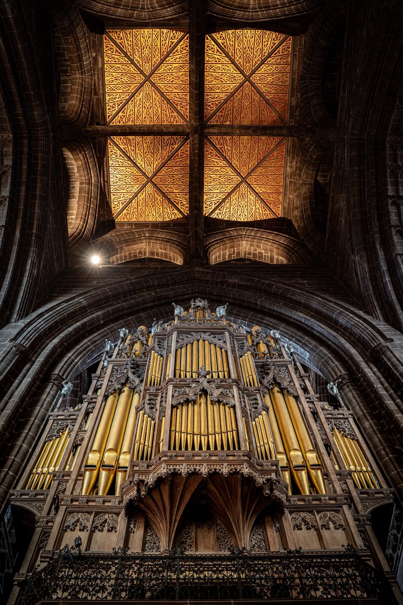Ben46291729's tweet photo. Chester cathedral. #sony #streetphotography #picoftheday #photography #city #chester #photoartistry #painterlyphotos #sonyalpha #ukstreetphotography #cityview #uk_shooters #tamron #citygrammers #moods_in_frame #gramoftheday #visituk #travelgram #photos #instapic #bentaylor79 https://t.co/W2PHoxqJWG