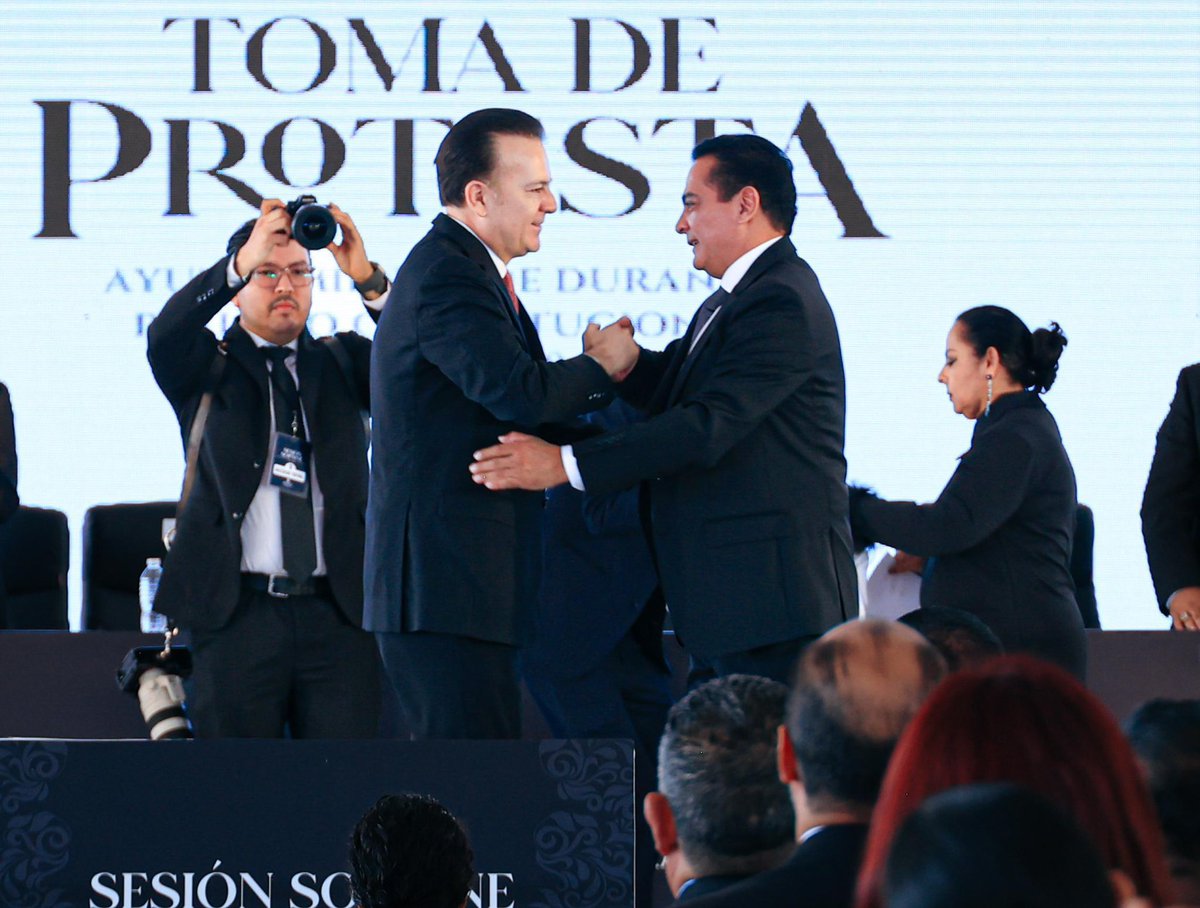 Toño Ochoa (@josejoseantonio) on Twitter photo Agradezco profundamente al Gobernador <a href="/EVillegasV/">Esteban Villegas V.</a> por todo su respaldo para la gran familia duranguense. 🤜🏼🤛🏼
Con unidad y grandeza seguiremos trabajando en equipo para consolidar a Durango como ejemplo en el norte de México y referente nacional. 🐺🌳
#DurangoEsElCamino ✨ Agradezco profundamente al Gobernador <a href="/EVillegasV/">Esteban Villegas V.</a> por todo su respaldo para la gran familia duranguense. 🤜🏼🤛🏼
Con unidad y grandeza seguiremos trabajando en equipo para consolidar a Durango como ejemplo en el norte de México y referente nacional. 🐺🌳
#DurangoEsElCamino ✨