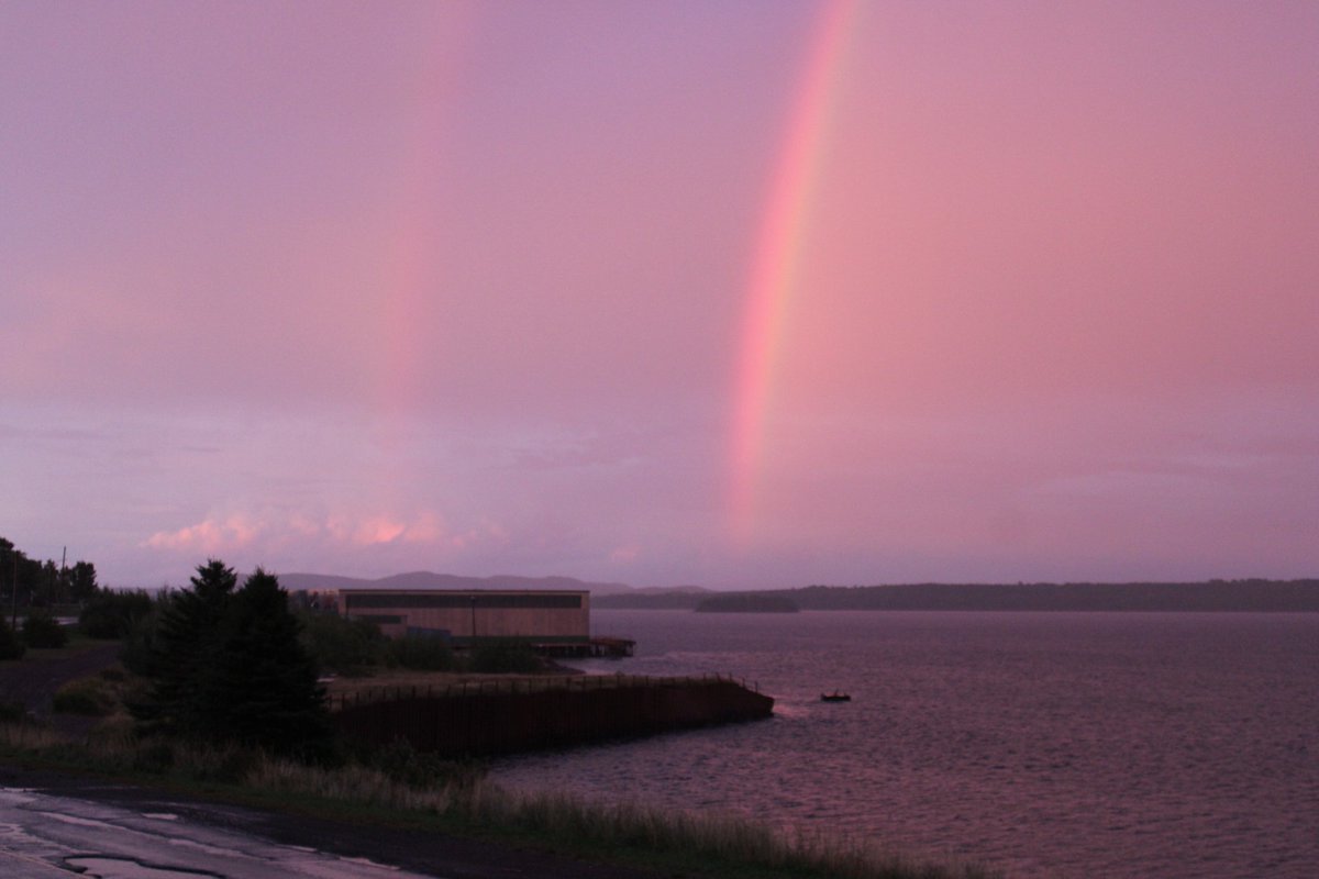 Thunderstorms moving through the Botwood area this evening