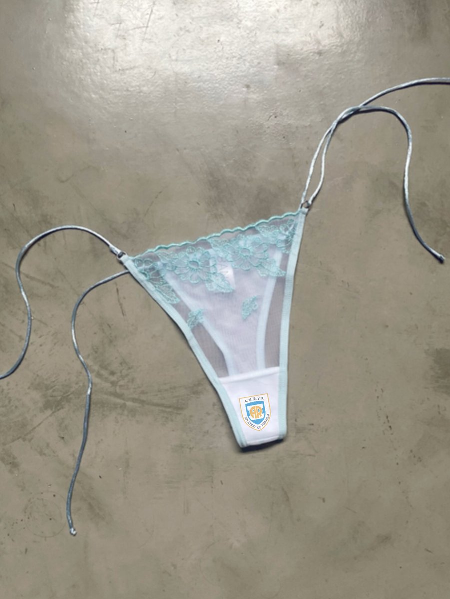 Hola, me comunico para informar que se olvidaron esto en las instalaciones del martearena, debe ser de algún culito juguetón.
Si saben de quien es comunicarse al DM