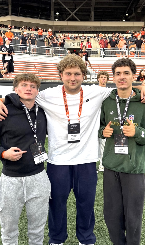 Alexander Dayoob (@alexdayoo626fb) on Twitter photo Thanks <a href="/BeaverFootball/">Oregon State Football</a> and <a href="/Coach_Bray/">Trent Bray</a> for the official invite to the season opener! Grateful and honored for the opportunity!
<a href="/jasongesser/">GessWho</a> <a href="/OLineCoachTuck/">Tucker Wilson</a> <a href="/SetonCougars/">Seton Cougar Football</a> <a href="/XavierCrank12/">xavier crank</a> <a href="/PrepRedzoneWA/">Prep Redzone Washington</a> <a href="/eforcefootball/">EForce Football</a> <a href="/BrandonHuffman/">Brandon Huffman</a> Thanks <a href="/BeaverFootball/">Oregon State Football</a> and <a href="/Coach_Bray/">Trent Bray</a> for the official invite to the season opener! Grateful and honored for the opportunity!
<a href="/jasongesser/">GessWho</a> <a href="/OLineCoachTuck/">Tucker Wilson</a> <a href="/SetonCougars/">Seton Cougar Football</a> <a href="/XavierCrank12/">xavier crank</a> <a href="/PrepRedzoneWA/">Prep Redzone Washington</a> <a href="/eforcefootball/">EForce Football</a> <a href="/BrandonHuffman/">Brandon Huffman</a>