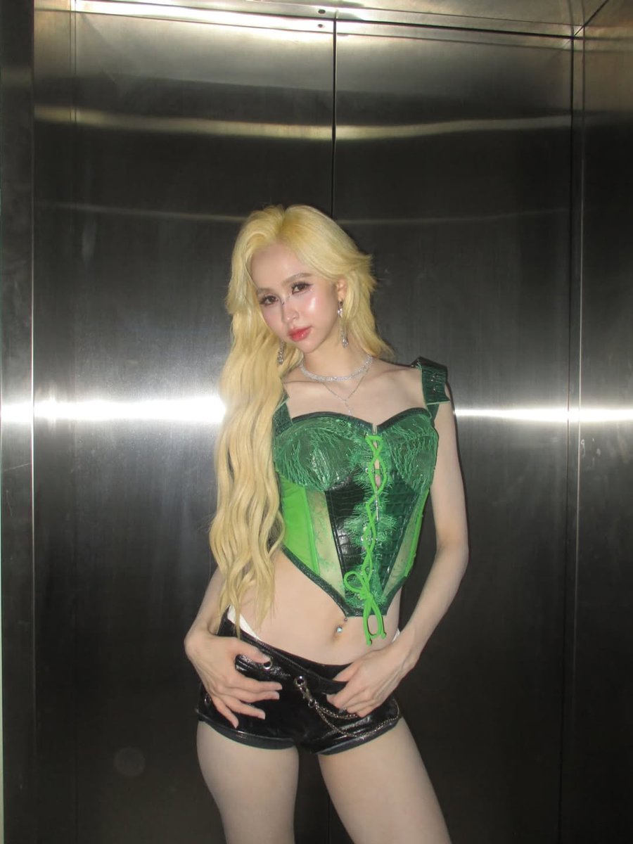 hannah_kmz's tweet photo. 💚 🌟 https://t.co/Wv4vwiQ9IS