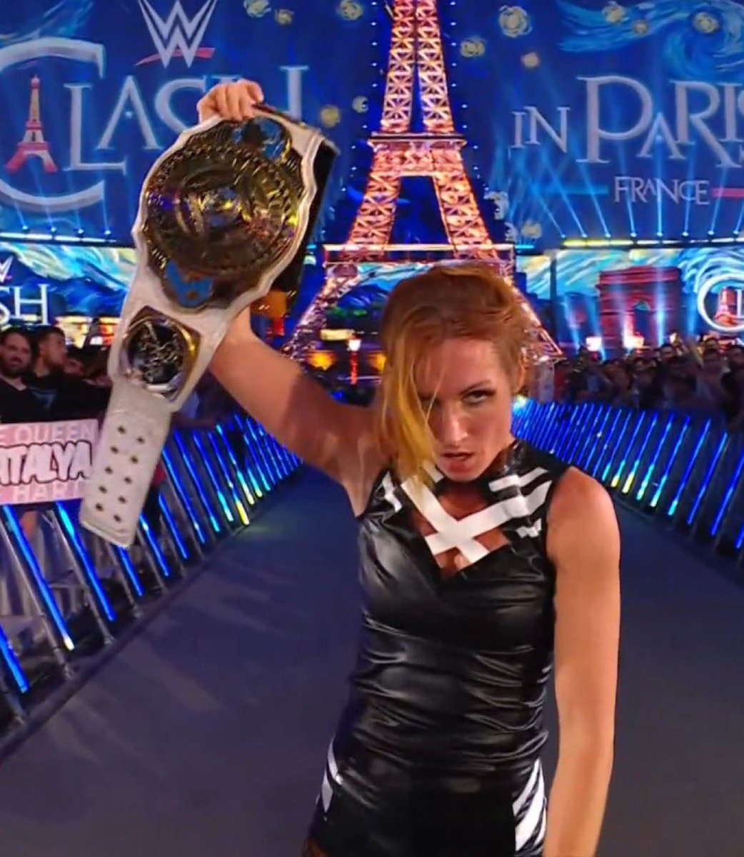 WrestleClips's tweet image. AJ LEE VS BECKY LYNCH AT WRESTLEMANIA 42 WOULD FEED FAMILIES 🔥