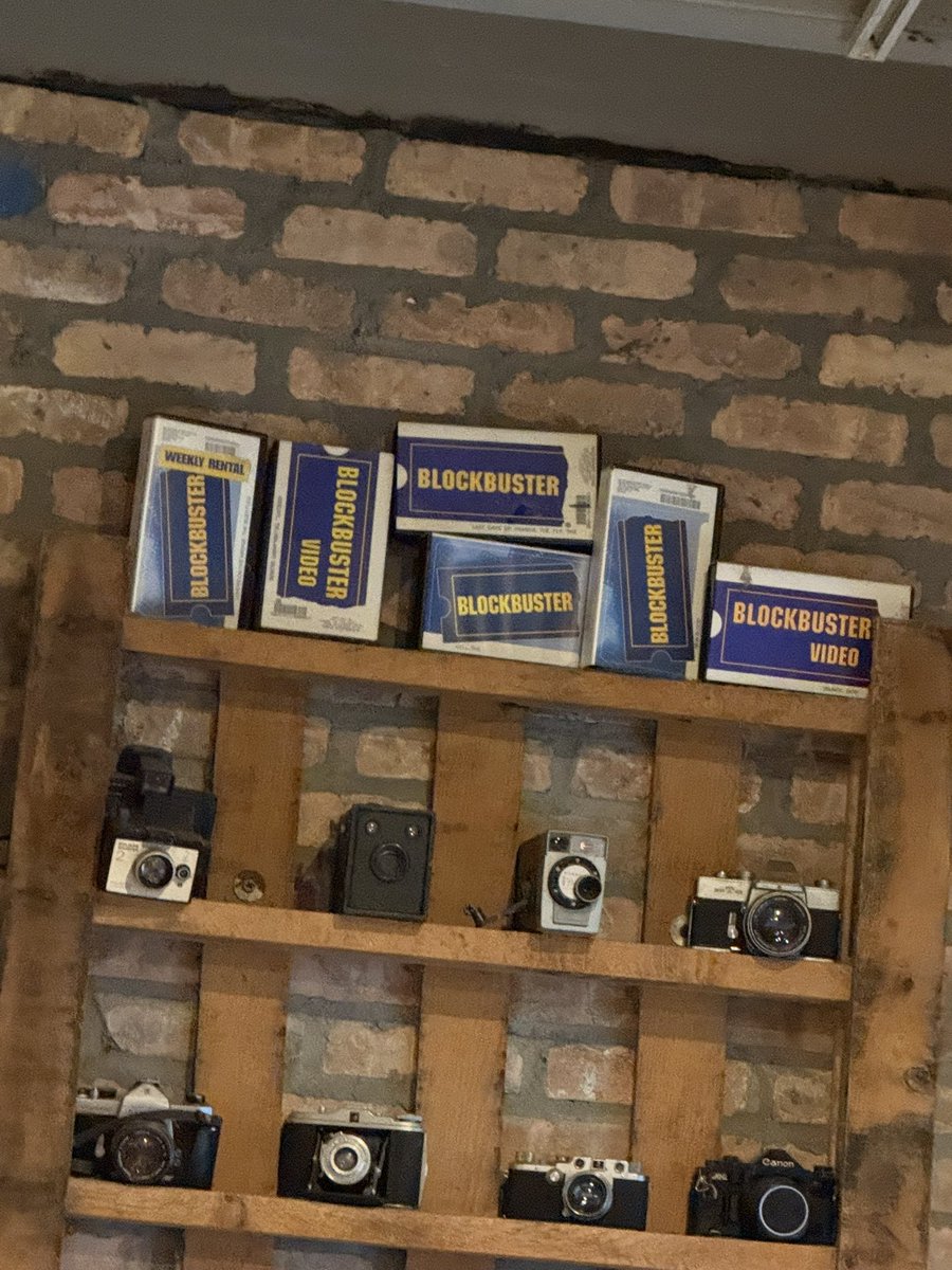 Out to dinner and a stack of priceless historical american artifacts just sitting there for anyone to take