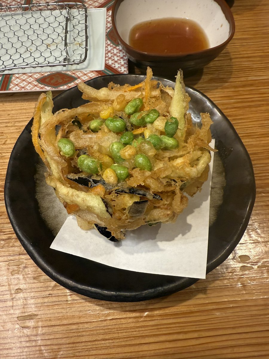 cabu0915's tweet photo. おはようございます☀
9月になりましたね。
昨日のボッチランチは、天ぷら定食
爆食いしましたー🍺
人生最重量になりました💦 https://t.co/tQ7vxegg7k