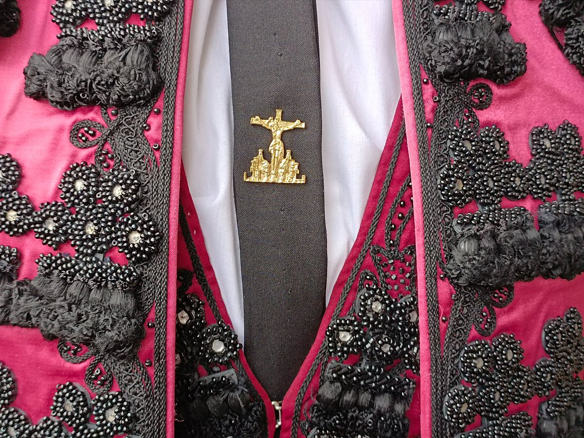 Cristo del Confalón (Écija) <a href="/Hdad_Confalon/">Hermandad de Confalón</a>. Esteban Molina en Plaza de toros <a href="/AytoConstantina/">Ayuntamiento de Constantina</a> <a href="/ppchicote/">Pedro Chicote</a> <a href="/carloscrivell/">Carlos Crivell</a> <a href="/EL_CIENTO/">José María Fijo</a> <a href="/torerodeplata91/">David Ecijano</a> <a href="/prensaajimenez/">info EL ASTIGITANO</a> <a href="/JRPIGNE/">𝗝.𝗥.𝗣𝗜𝗚𝗡𝗘</a> <a href="/ManoloVieraN/">Manolo Viera</a> <a href="/ardelmoral/">Álvaro Rodríguez del Moral</a> <a href="/GRayoVictor/">Víctor García-Rayo</a> <a href="/ecijanosegundo/">ecijanosegundo</a> <a href="/jtaurinaecija/">JTaurina de Écija</a> <a href="/gonzalez_ecija/">Jaime González-Écija</a> <a href="/Toromedia12/">Toromedia</a>