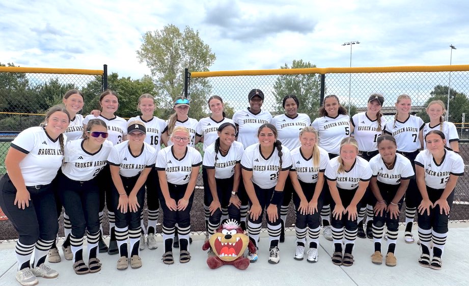 LineDsoftball's tweet photo. Event News: Inaugural Midwest High School Invite in Kansas Features Top Teams from Four States๐ฅ Link below to read more!โฌ๏ธ
๐: https://t.co/knaY9jj3RF
#LineDriveMedia #LineDriveSoftball #softball #TopGun #TopGunEvents #inaugural #MidwestHighSchoolInvite
๐ธ & ๐: Top Gun https://t.co/X4GirfXQFf