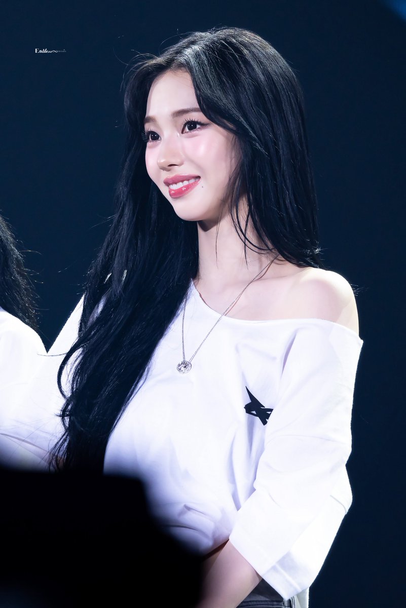 𝙀𝙣𝙙𝙡𝙚𝙨𝙨. tweet media