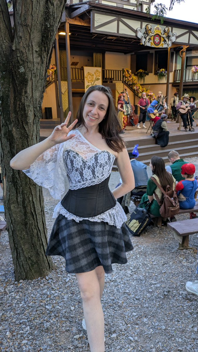 Nothing beats Ren Faire season😭💜😭💜