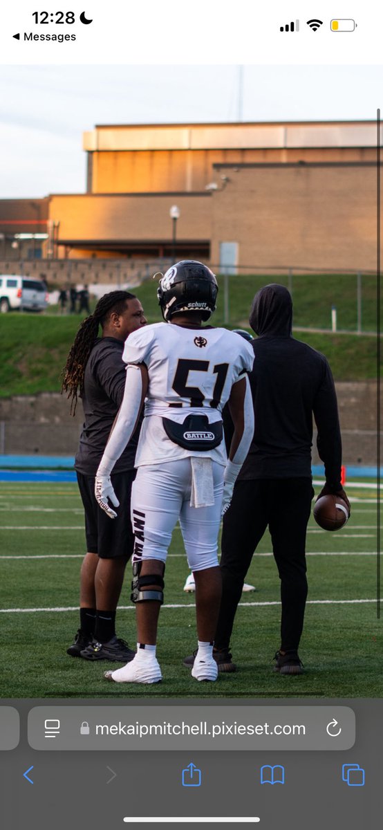 Caiden Akitoye (@caiden_ysf7) on Twitter photo Check out my film week 1
2 sacks
4 TKL
6’2
235
DL/OL
<a href="/Chise89/">Coach LaRoi Johnson LLC</a> <a href="/WPIAL_Insider/">WPIAL Insider</a> <a href="/PA_TodaySports/">PA Today</a> <a href="/210ths/">2Tenths Speed & Agility</a> <a href="/wpialsportsnews/">WPIAL Sportsmen</a>
hudl.com/v/2SYGus Check out my film week 1
2 sacks
4 TKL
6’2
235
DL/OL
<a href="/Chise89/">Coach LaRoi Johnson LLC</a> <a href="/WPIAL_Insider/">WPIAL Insider</a> <a href="/PA_TodaySports/">PA Today</a> <a href="/210ths/">2Tenths Speed & Agility</a> <a href="/wpialsportsnews/">WPIAL Sportsmen</a>
hudl.com/v/2SYGus