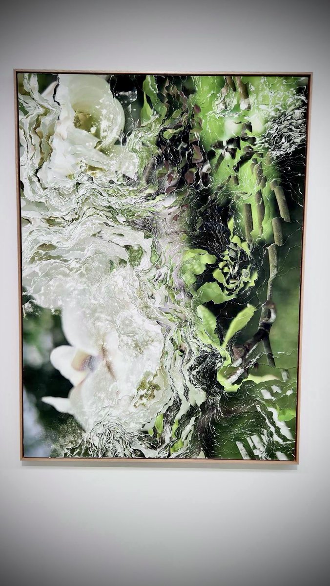 norari_camp's tweet photo. おはようございます。
9月に入りましたね。

先日行った美術館の特別展
10月13日までやっているようです。

娘は興味津々に見ていました。
お近くの方はぜひ。

「Nerhol Misreading Righteousness
種蒔きと烏」展

#Nerhol #田中義久 #飯田竜太
#種蒔きと烏 #埼玉県立近代美術館 https://t.co/fXhINNd2cx