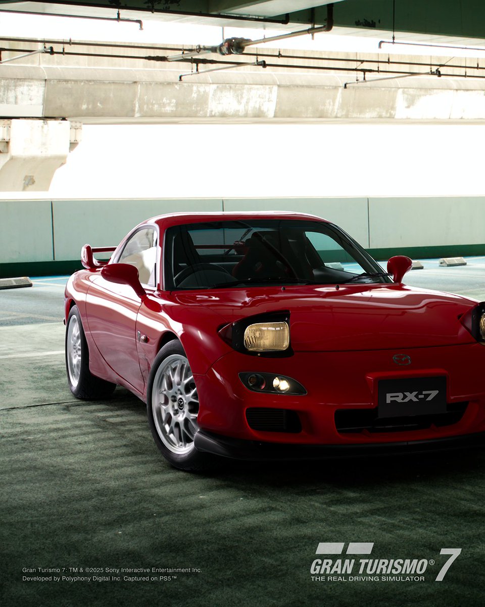 thegranturismo's tweet image. Views of Rainbow Bridge against Odaiba’s night sky, Tokyo at dusk from the bay, shipping containers at Shinagawa Wharf, and Umihotaru Parking Area floating above Tokyo Bay.
 
Update 1.62 Featured Scapes curation:
Tokyo Bay
 
#GT7 #GranTurismo #Scapes #Tokyo