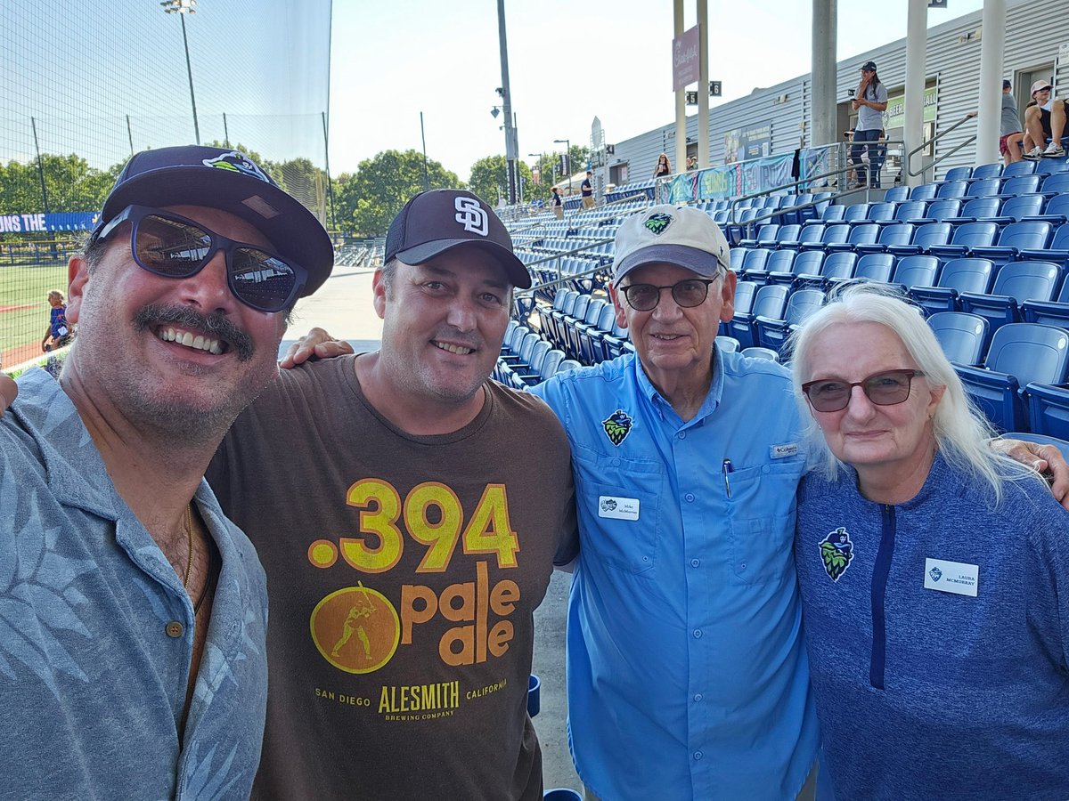 Jeff Smith tweet media