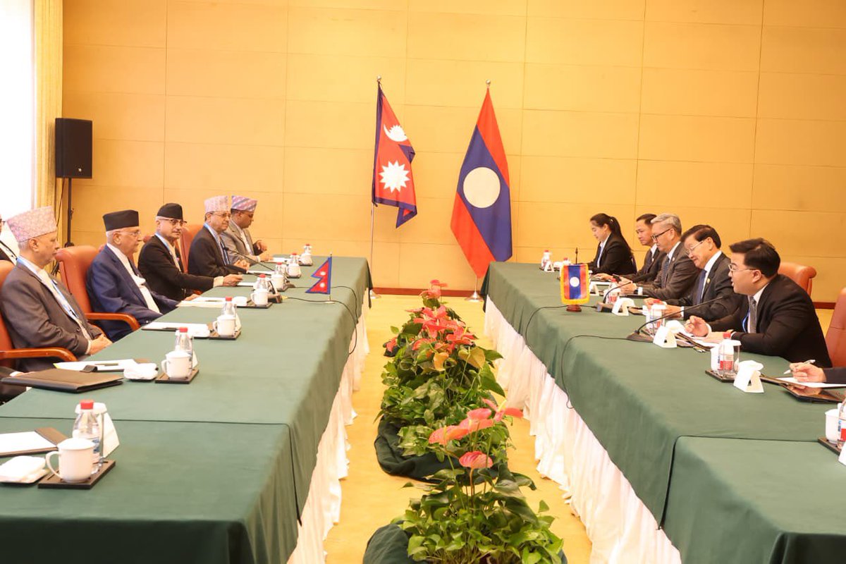 kpsharmaoli's tweet image. Had a cordial meeting with H.E. Dr. Thongloun Sisoulith, President of Laos, on the sidelines of the SCO Summit in Tianjin. We exchanged views on cooperation in culture, agriculture &amp;amp; people-to-people ties, and on advancing the interests of LDCs &amp;amp; LLDCs in global forums.