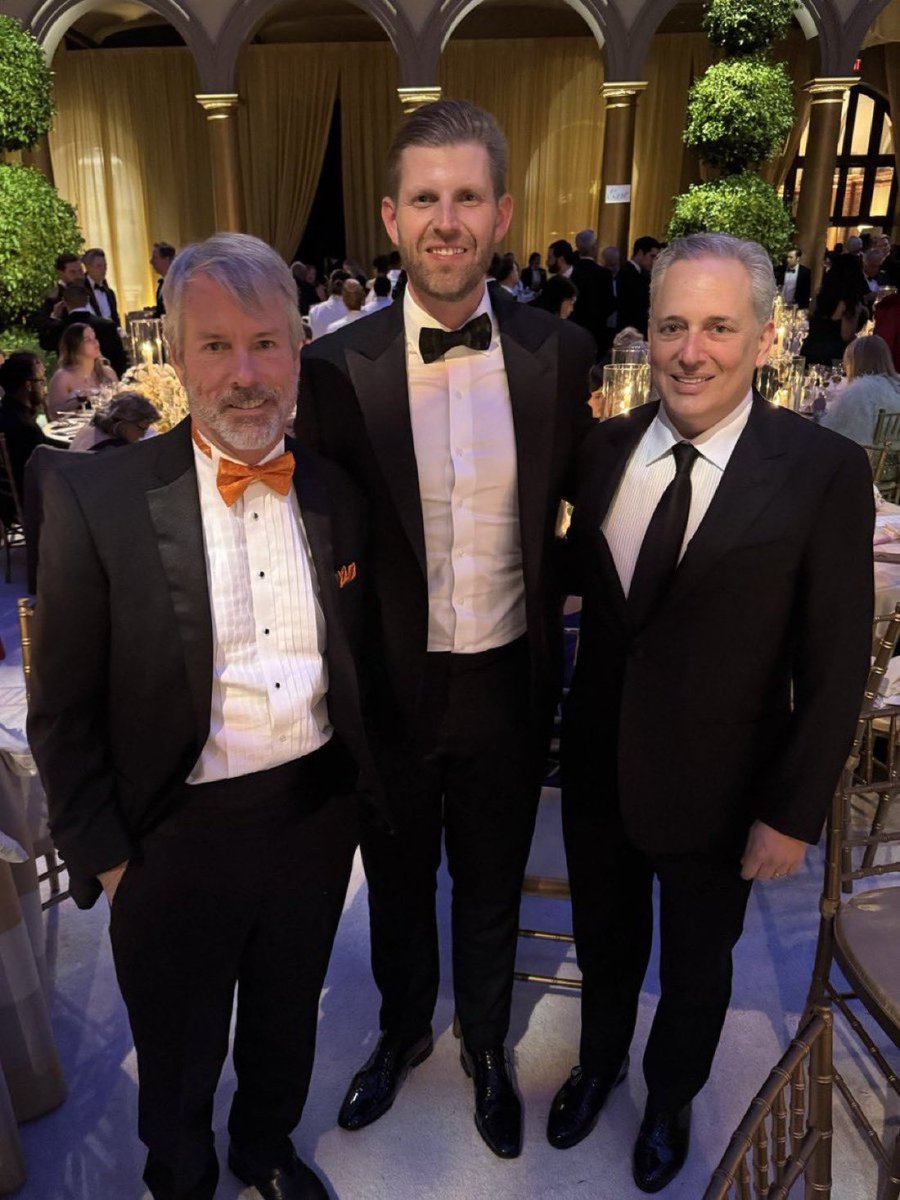 GodsBurnt's tweet photo. 🚨 BREAKING: @ERICTRUMP MEETS WITH @SAYLOR AND @DAVIDSACKS TO DISCUSS $WLFI 🇺🇸 https://t.co/JEbQziCF0K