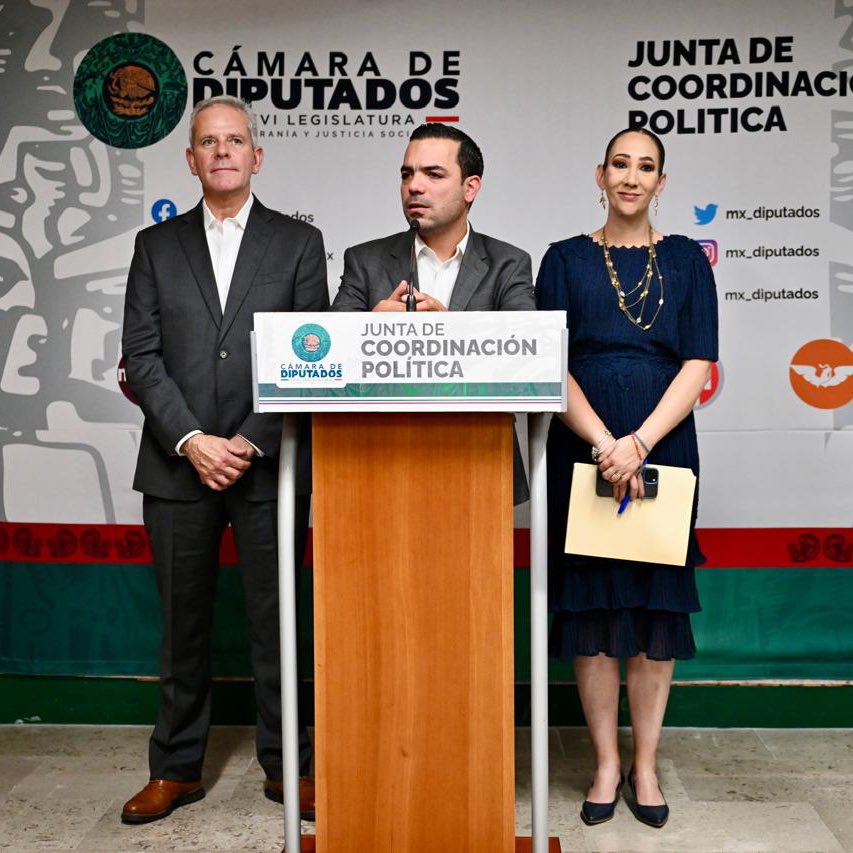 ¡Elías Lixa Abimerhi [<a href="/eLiasLixa/">Elías Lixa</a>] de Acción Nacional busca estabilidad en la Cámara de Diputados! 

El coordinador parlamentario del PAN [<a href="/diputadospan/">Diputados PAN</a>] declara que ha privilegiado el diálogo y el consenso sobre la figura del nuevo presidente de la mesa directiva [<a href="/Mx_Diputados/">H. Cámara de Diputados</a>]