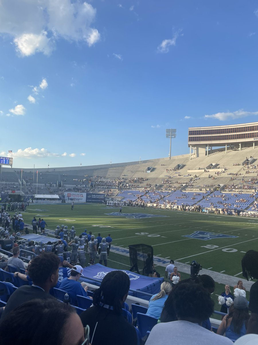 Great game day visit !!!!! <a href="/MemphisFB/">Memphis Football</a> <a href="/BakerParrish_/">Baker Parrish</a> #GTG