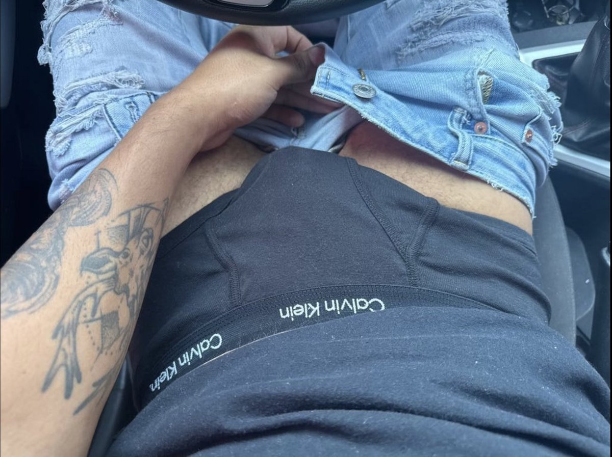 A alguien le gusta comprar truzas mequeadas, sudadas o usadas? 

A la orden 🫡🥵