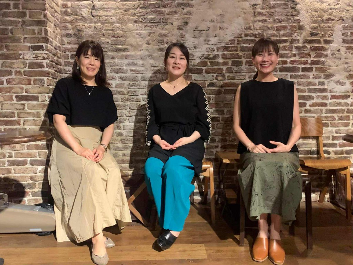 9/7(日)18:30～
吉祥寺:Strings(0422-28-5035）
maiko(vln)柳原由佳(pf) with 黒沢綾(vo)

由佳ちゃんと綾ちゃんと。
三人でやるのは久しぶりです！
とても楽しみ。