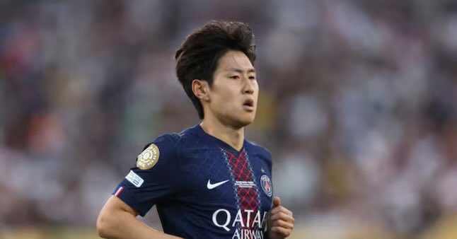 KangInUpdates's tweet image. ⏳17 hours left.
Rumors everywhere. But here’s the reality on Lee Kang-in 👇

❌ No medical booked
❌ No terms agreed
❌ No PSG green light

🇰🇷 He will join up with the Korean NT this week, meaning his next PSG minutes won’t come until after the break.

Unless something crazy…