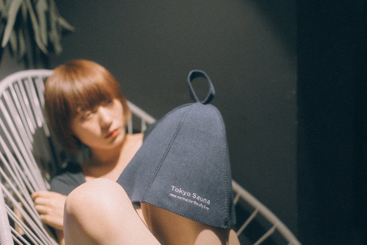 「週明けは雷雨予報。
熱気と静寂が共存するサウナで
心のリセットを。」
#TokyoSauna #月曜サ活  #静寂と熱気の贅沢