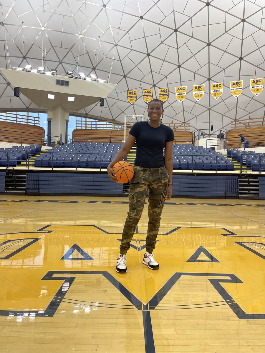 Mississippi College Women's Basketball (@gochoctaws_wbb) on Twitter photo Happy Birthday weekend to Faith and Tilly! Have a great year! 🥳🩵🏀
#GritGiveGrow | #RiseUp Happy Birthday weekend to Faith and Tilly! Have a great year! 🥳🩵🏀
#GritGiveGrow | #RiseUp