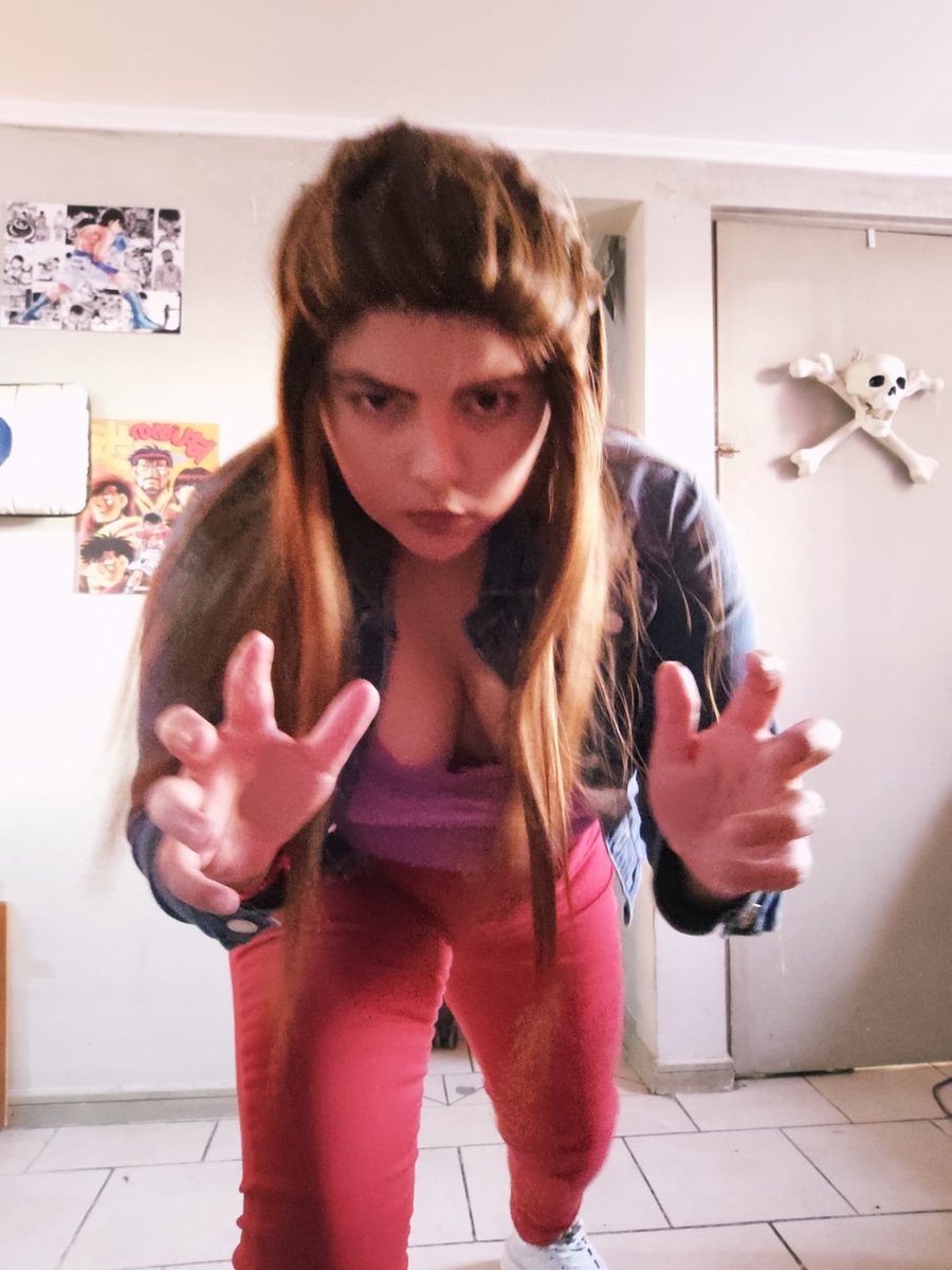 Un homenaje a uno de mis personajes favoritos del <a href="/PocketBravery/">Pocket Bravery</a> Hadassa Silva, me siento muy identificada con ella por su estilo de pelea 🔥 gracias <a href="/StateraStudio_/">Statera</a> 
#pocketbravery #hadassasilva #pocketbraverycosplay #fightinggames #fightergirl #fightinggamecosplay #chilecosplay