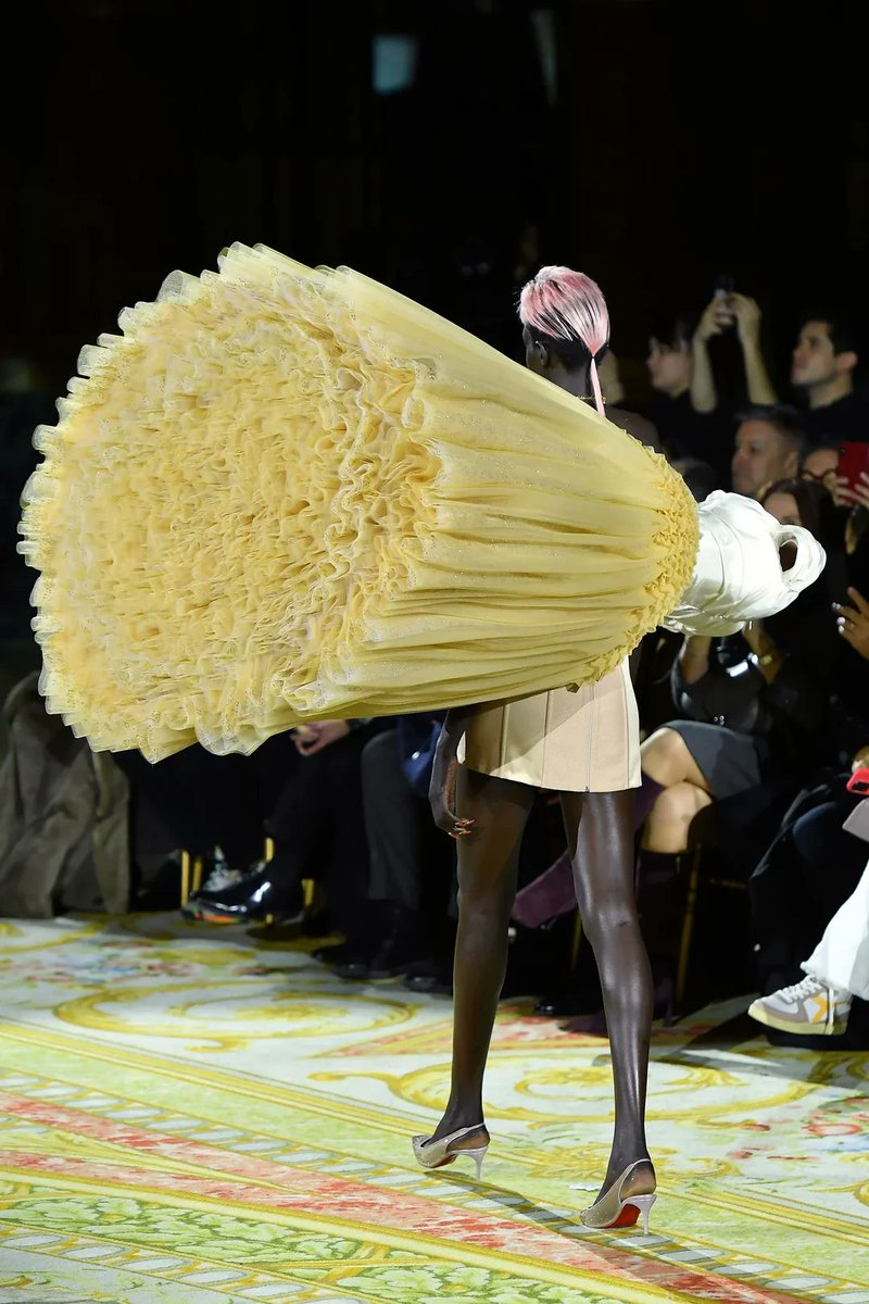 LAPSOFLUX tweet media