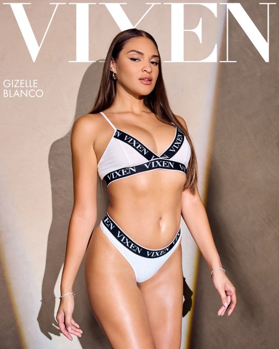 Watch VIXEN's leaked NSFW photo on TwXstars