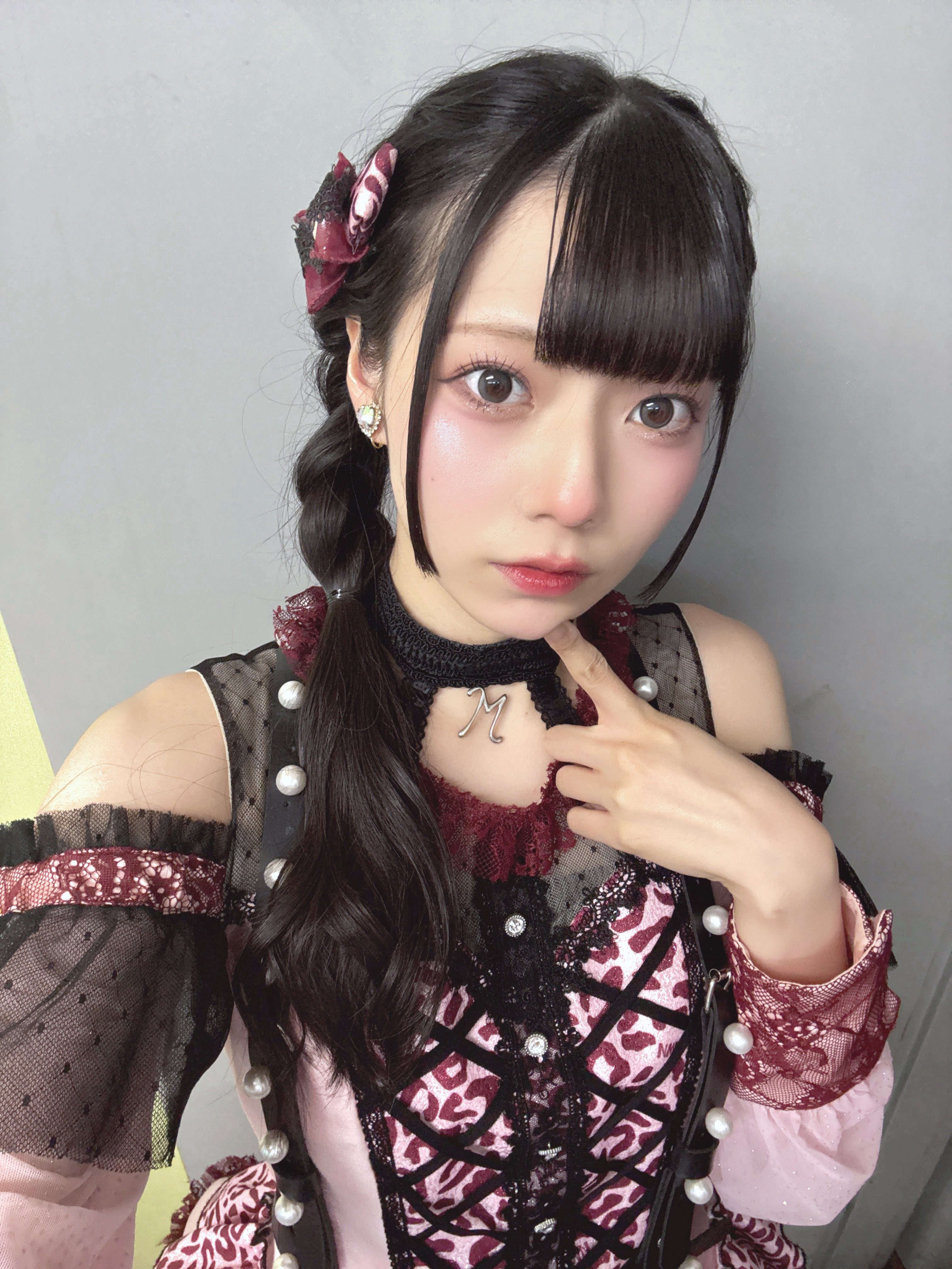 NMB48 月別ランダム 生写真 2025 April 西島梨央　直筆 NMB48 西島梨央 2025 July 月別ランダム生写真 コンプ - メルカリ