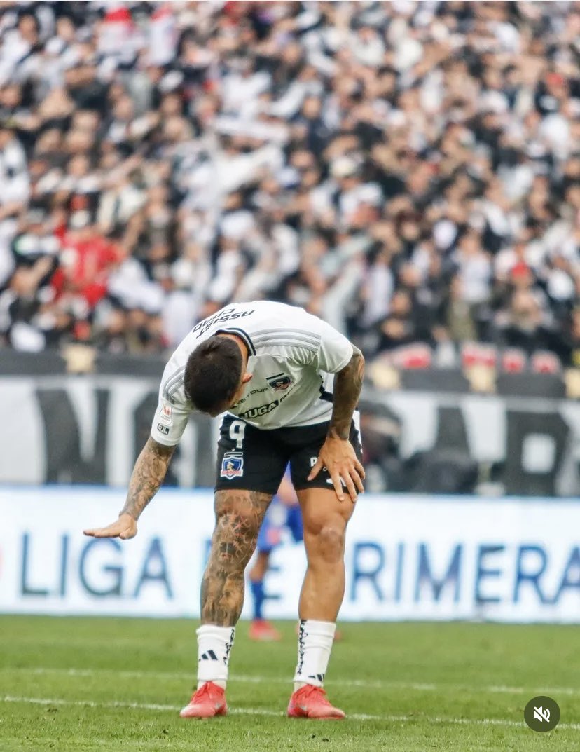 RodrigoCIgnacio's tweet photo. Parece que Javier Correa le respondió a Marcelo Diaz.

#VamosColoColoCTM 
#VamosColoColo https://t.co/Hwuq7EKEn1
