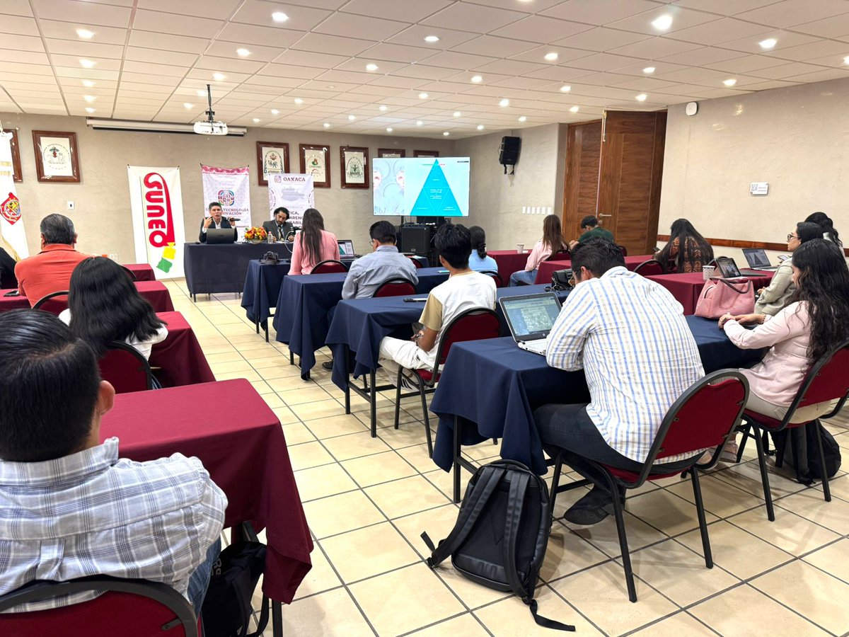 SUNEO_Oaxaca's tweet photo. Esta semana el Consejo Oaxaqueño de Ciencia, Tecnología e Innovación llevó a cabo el Seminario de Inteligencia Artificial para la Administración Pública en Oaxaca: el Gobierno Digital, en el Centro de Capacitación de Alta Especialidad del SUNEO.
.
1/4 https://t.co/4uXbDHjBrj