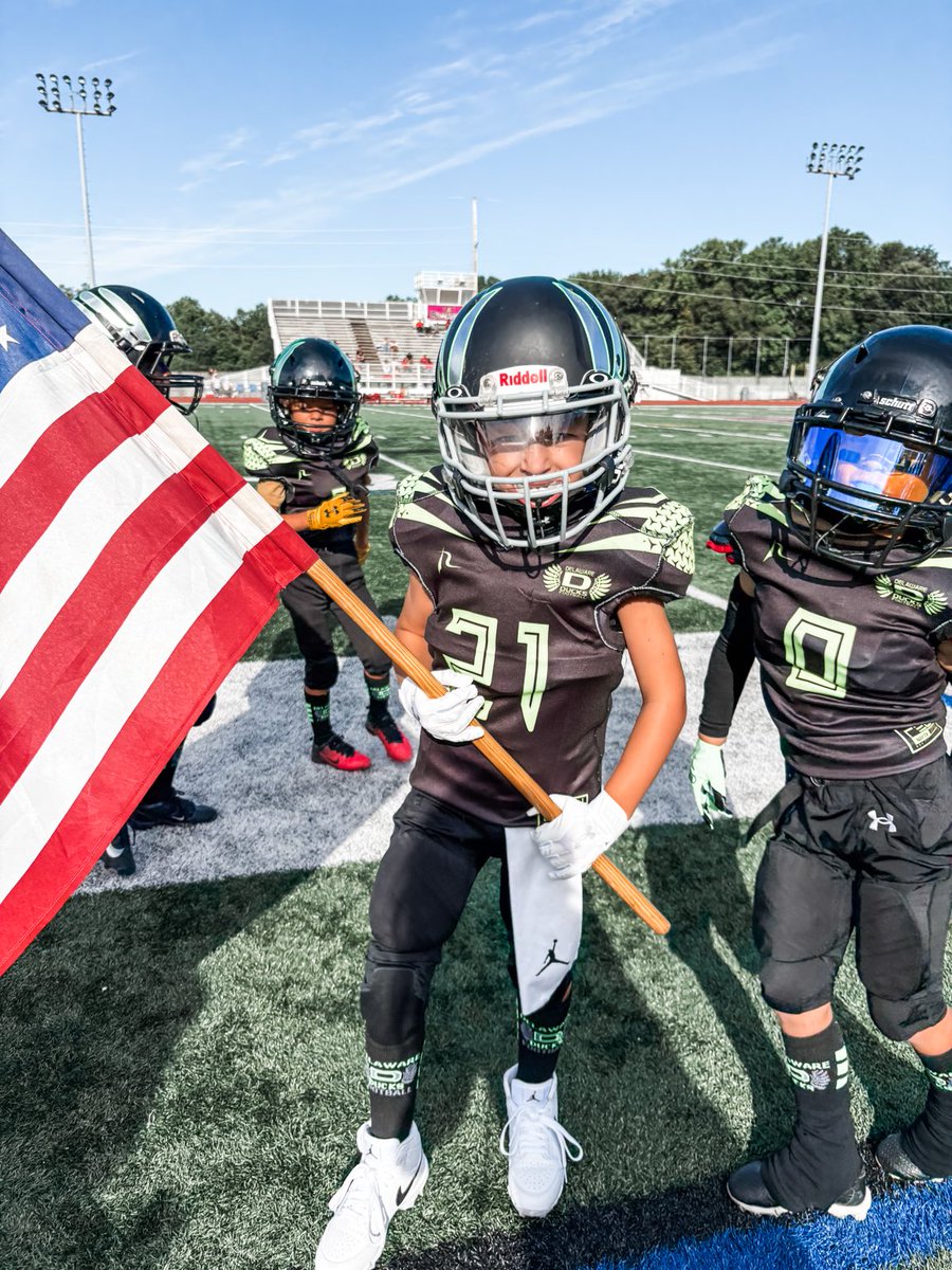 ASHREWS21's tweet image. LETS GO MASTON SHREWSBURY #21 so proud of my boys first game!!! Let’s go Ducks 🏈🦆 #6U #youthfootball #delawareducks