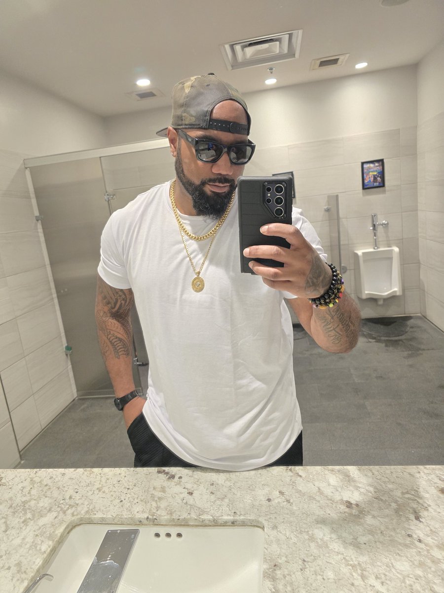 TerrybleGAMING's tweet photo. Viva las vegas https://t.co/W2t4Ix2hUO