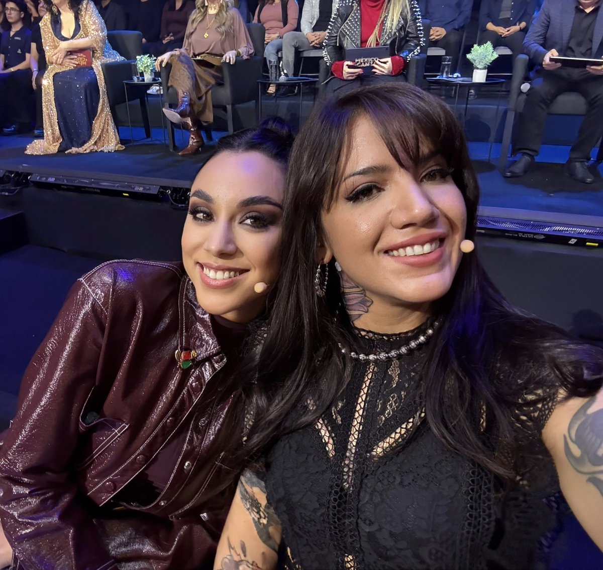 Luisa La Ouija tweet media