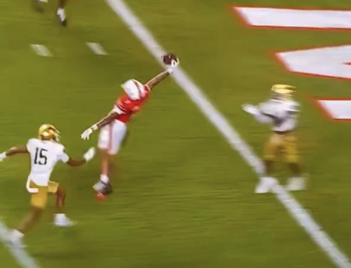 kingwill2132's tweet photo. What a catch! Go crazy CJ
#theU 
#miamihurricanes
#espntop10 https://t.co/FCU1iWawPd