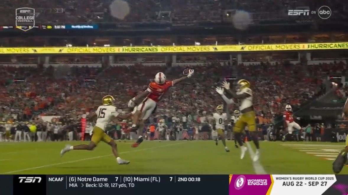 5ReasonsSports's tweet image. HANG IT IN THE LOUVRE