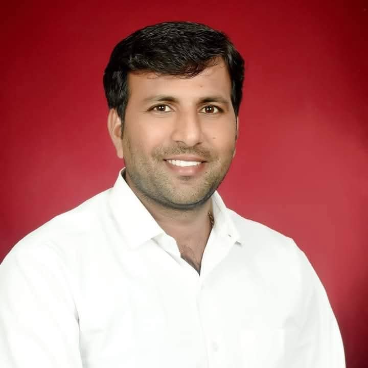 Sachin Pilot Sahab (@pilot__sahab) on Twitter photo बड़े भाई RK ग्रुप के संचालक भाई श्री रोहतास भड़ाना को जन्मदिवस की हार्दिक शुभकामनाएं।
मैं ईश्वर से आपके उत्तम स्वास्थ्य, एवं उज्जवल भविष्य की कामना करता हूं।❤️🫂
<a href="/RohitashBhdana/">Rohitash Bhadana Shahpura</a> <a href="/SachinPilot/">Sachin Pilot</a>
#rk_group_shahpura <a href="/Mahaveergurjar_/">Mahaveer Gurjar</a> बड़े भाई RK ग्रुप के संचालक भाई श्री रोहतास भड़ाना को जन्मदिवस की हार्दिक शुभकामनाएं।
मैं ईश्वर से आपके उत्तम स्वास्थ्य, एवं उज्जवल भविष्य की कामना करता हूं।❤️🫂
<a href="/RohitashBhdana/">Rohitash Bhadana Shahpura</a> <a href="/SachinPilot/">Sachin Pilot</a>
#rk_group_shahpura <a href="/Mahaveergurjar_/">Mahaveer Gurjar</a>
