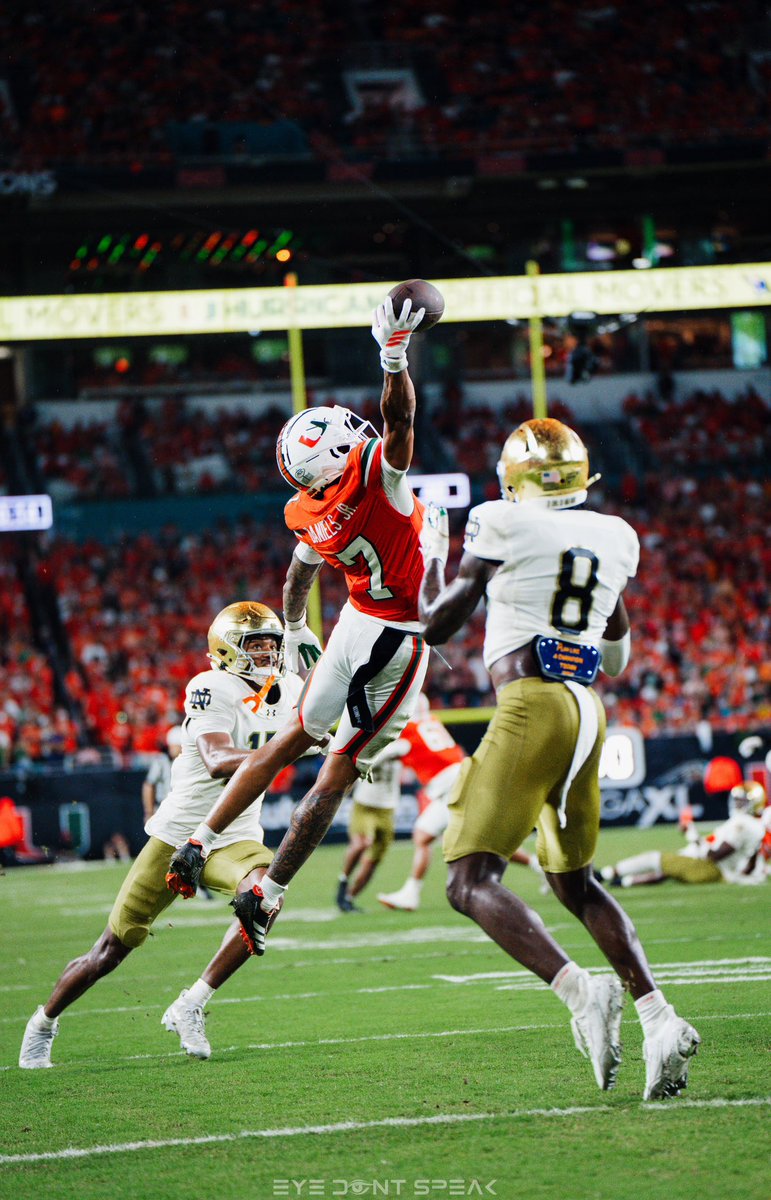 New Era Prep (@eraprep) on Twitter photo This angle of the CJ Daniels catch 🔥🔥
📸- Alex Muniz, NewEraPrep staff (<a href="/eyedontspeak/">Eye Don’t Speak 🤫</a>) This angle of the CJ Daniels catch 🔥🔥
📸- Alex Muniz, NewEraPrep staff (<a href="/eyedontspeak/">Eye Don’t Speak 🤫</a>)