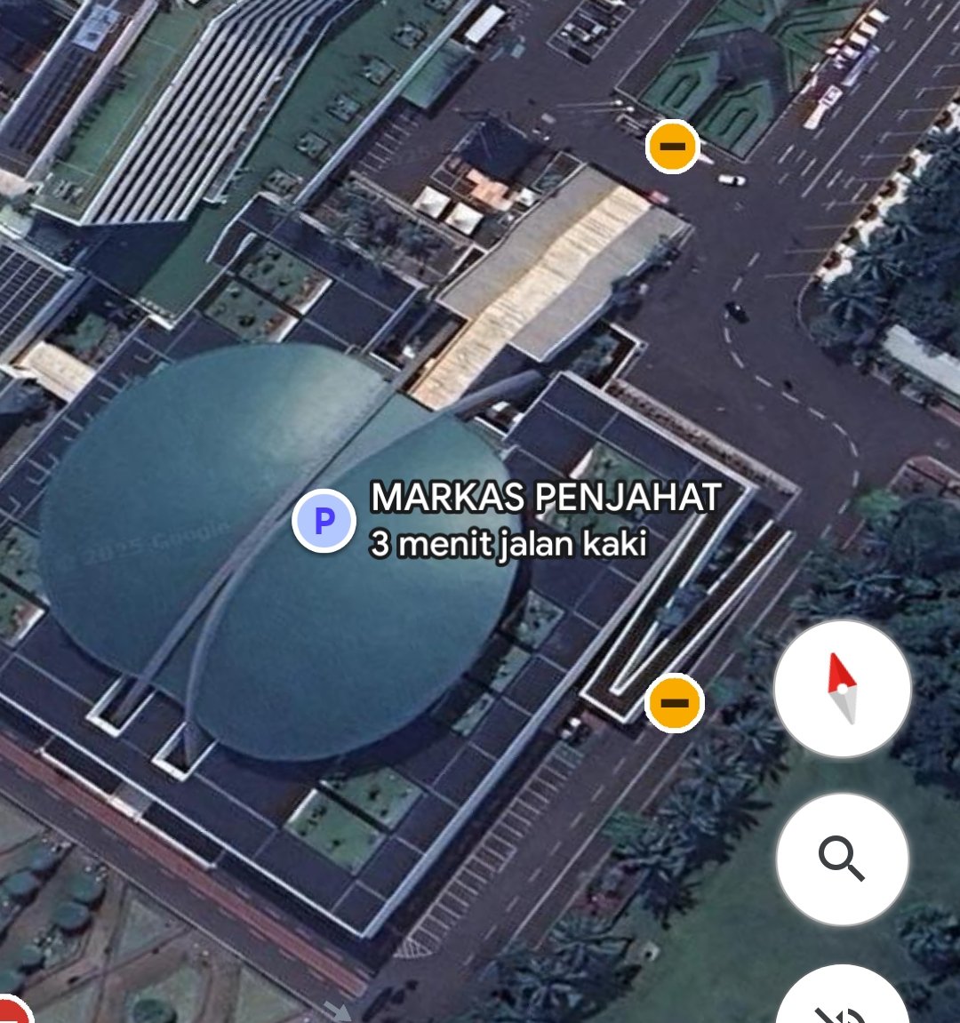 <a href="/zomet13/">zoemient13</a> Laah udah ganti lagi 🙈