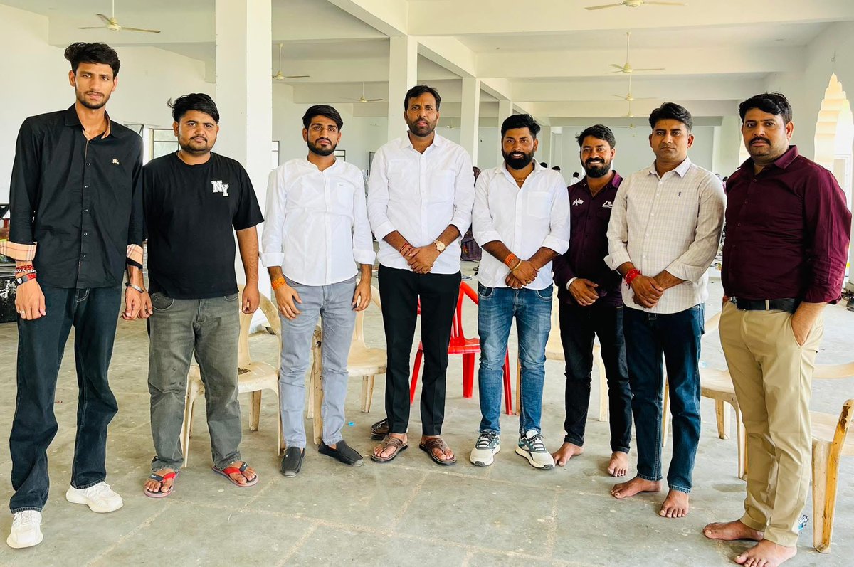 AKHILESH GURJAR - जमवारामगढ़ (@akhileshgurjar_) on Twitter photo हमेशा मदद के लिए आगे रहने वाले जनसेवा में समर्पित R.K Group जनसेवा समिति शाहपुरा के अध्यक्ष प्रिय रोहिताश भढ़ाणा जी को जन्मदिवस की हार्दिक बधाई एवं ढेर सारी शुभकामनाएँ ।
मैं ईश्वर से आपके उत्तम स्वास्थ्य और दीर्घायु जीवन की कामना करता हूँ !!
<a href="/RohitashBhdana/">Rohitash Bhadana Shahpura</a> हमेशा मदद के लिए आगे रहने वाले जनसेवा में समर्पित R.K Group जनसेवा समिति शाहपुरा के अध्यक्ष प्रिय रोहिताश भढ़ाणा जी को जन्मदिवस की हार्दिक बधाई एवं ढेर सारी शुभकामनाएँ ।
मैं ईश्वर से आपके उत्तम स्वास्थ्य और दीर्घायु जीवन की कामना करता हूँ !!
<a href="/RohitashBhdana/">Rohitash Bhadana Shahpura</a>