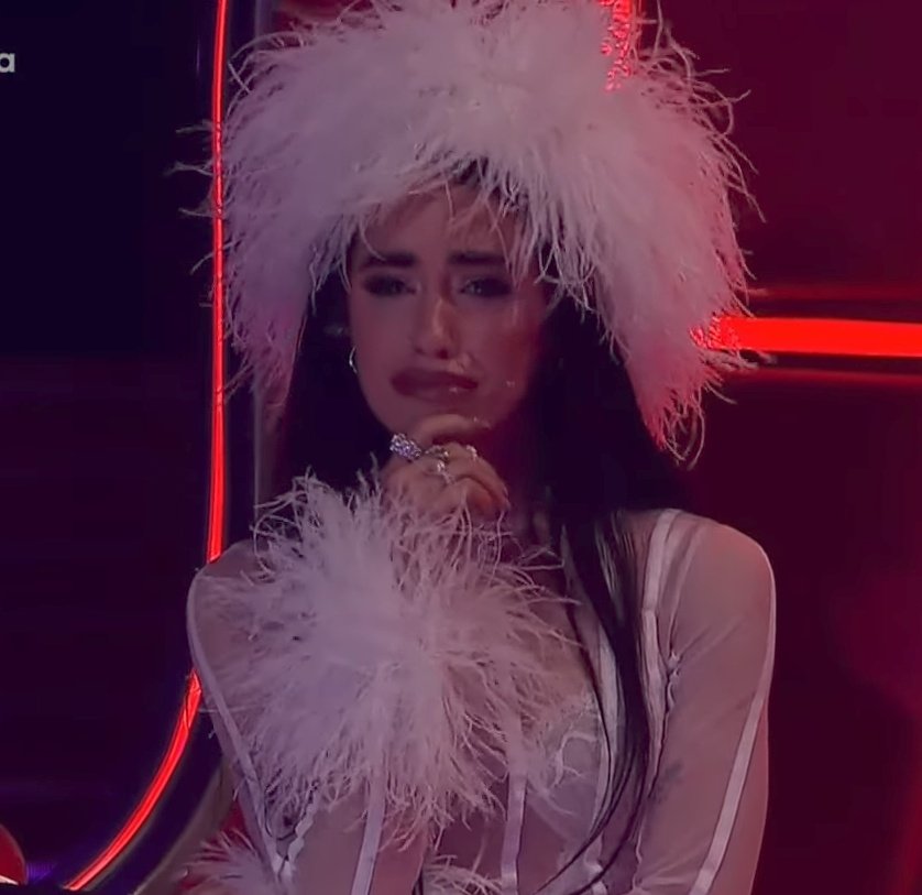 Chismesconuri's tweet image. Lo hermoso que es el programa en vivo dios, daleee Occhiato la estás rompiendo loquito ❤️‍🩹🥹

#LaVozArgentina #ReactLaVoz