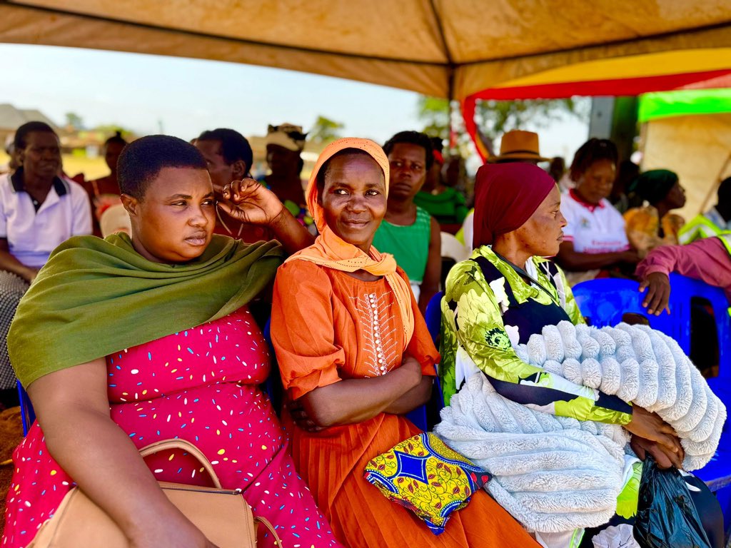 Dr. Kagabo Twaha Mzee (@kagabomzee) on Twitter photo Represented the PS, <a href="/MinofHealthUG/">Ministry of Health- Uganda</a> Dr <a href="/DianaAtwine/">Dr. Diana Atwine</a> at the closure of the annual Postpartum Hemorrhage Awareness Month at Lwengo Health Center IV under the theme “Ending Maternal Death due to Excessive Bleeding after Childbirth: Our Collective Responsibility”.#TogetherAgainstPPH25 Represented the PS, <a href="/MinofHealthUG/">Ministry of Health- Uganda</a> Dr <a href="/DianaAtwine/">Dr. Diana Atwine</a> at the closure of the annual Postpartum Hemorrhage Awareness Month at Lwengo Health Center IV under the theme “Ending Maternal Death due to Excessive Bleeding after Childbirth: Our Collective Responsibility”.#TogetherAgainstPPH25