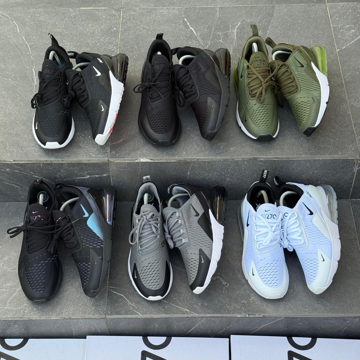 Sliders_Hub's tweet photo. Swift nationwide deliveries!👟🛍️

Prices (NGN)
Frame 1 : 130k (size 40-46)
Frame 2 : 60k (size 39-49)
Frame 3 : 65k (size 37-40)
Frame 4 : 65k (size 40-47)

Full Box Packaging! 📦

Nationwide Delivery! 🚚 🇳🇬 

💬: Click link in bio to order via WhatsApp https://t.co/WKkgaO7kyL