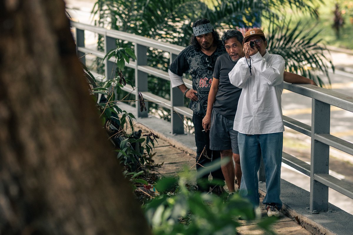 Razaisyam's tweet photo. Every film is a new chapter. Semalam officially buka page one of my 4th movie. 
Still rasa macam first day kat set. https://t.co/XXBd1IdZCS