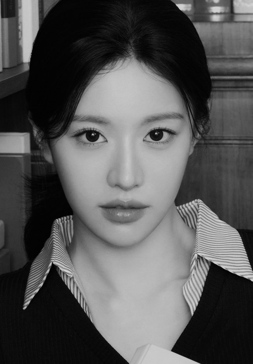 𝑖𝑙𝑠𝑎. tweet media