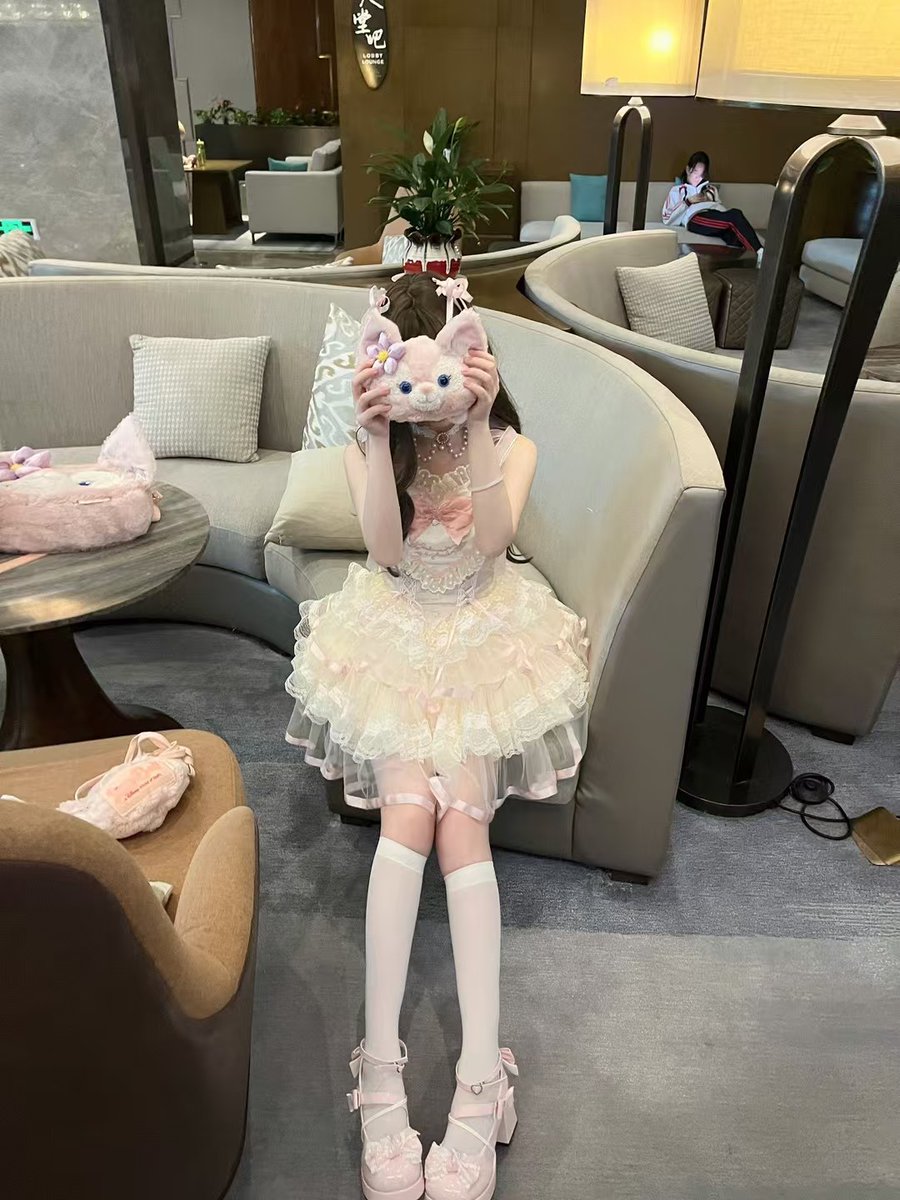 ks934760580's tweet photo. #日常 #少萝 #Lolita #白丝 #膝下袜 https://t.co/GNM9z1xuUv