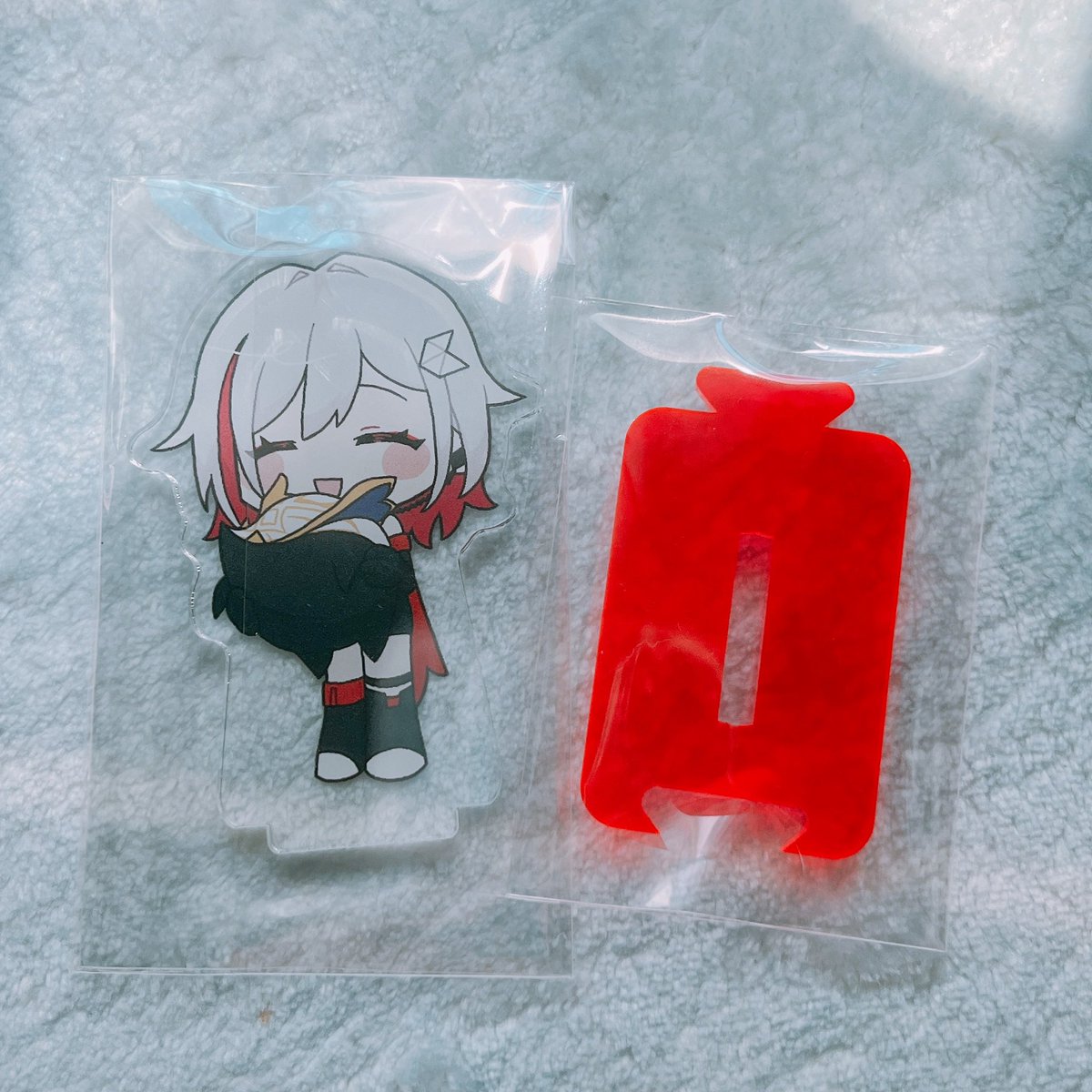 SUHMR_'s tweet photo. 【BOOTH販売のお知らせ】

唐突ですが去年イベントで出品させていただいたアクスタをごく少量ですがBOOTHに出品させていただきます❗️
アベチの製品不良がいくつかあった関係でトパーズ、レイシオのみ販売もあります
良かったらどうぞ❣️
https://t.co/gU3hecHttn https://t.co/sdxELbWYeR