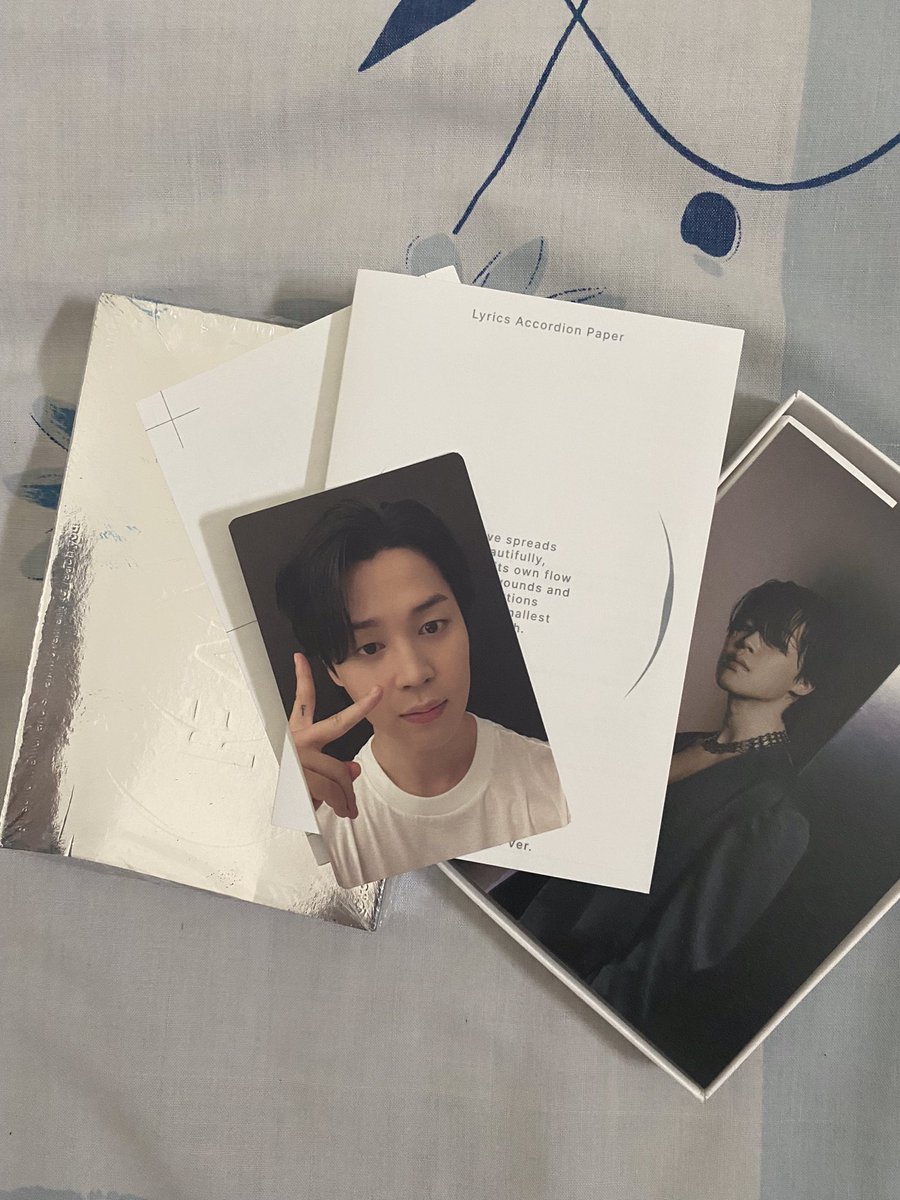 funkysoul_id's tweet photo. WTS Want To Sell BTS ina

Album (Unsealed) - FULLSET
- Jimin Face weverse 70k

📍Jkt
✅ good condi &amp; fresh pull
🍊 keep event 
❌ exc admin + pack (splitpay ✅)

Jual wts wtb Album BTS unsealed PC Album V Taehyung Suga Jin RM Jhope Jimin Jungkook https://t.co/pX77PiZZEY